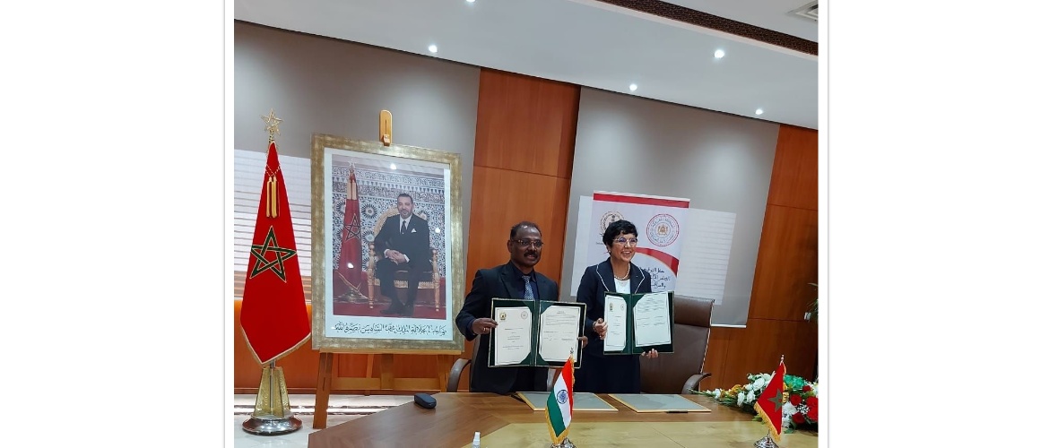  <p style="fcolor: #fff;  font-size: 15px; margin-bottom: -21px;"><b>Comptroller and Auditor General of India H.E G.C.Murmu and First President, Court of Accounts of Morocco H.E Zineb El Adaoui sign an MoU for Cooperation between the Supreme Audit Institutions of India and Morocco</b></p>
